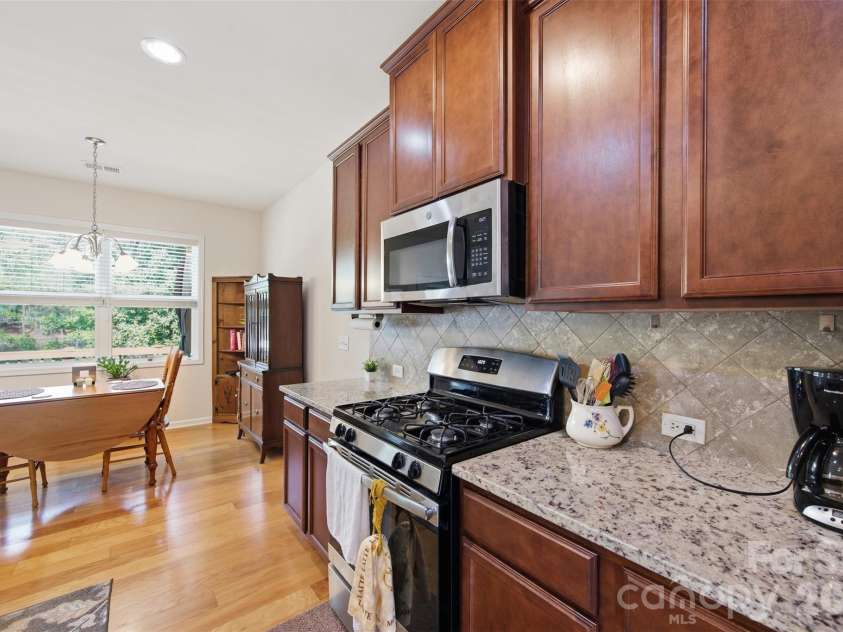 743 Eden hall Drive, Columbia, SC 29229.  MLS# CAR4369055, YatesRealty ID 18516. 