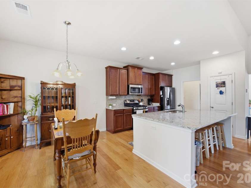 743 Eden hall Drive, Columbia, SC 29229.  MLS# CAR4369055, YatesRealty ID 18516. 