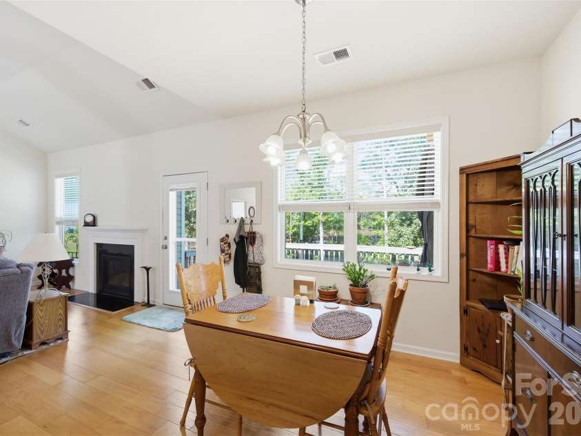 743 Eden hall Drive, Columbia, SC 29229.  MLS# CAR4369055, YatesRealty ID 18516. 