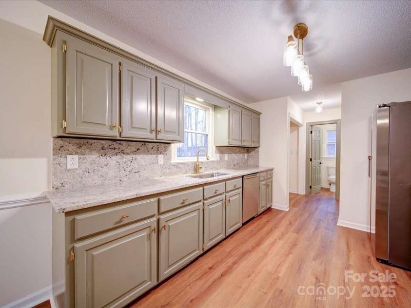 1312 Kensington Place, Monroe, NC 28112.  MLS# CAR4238959, YatesRealty ID 18517. 