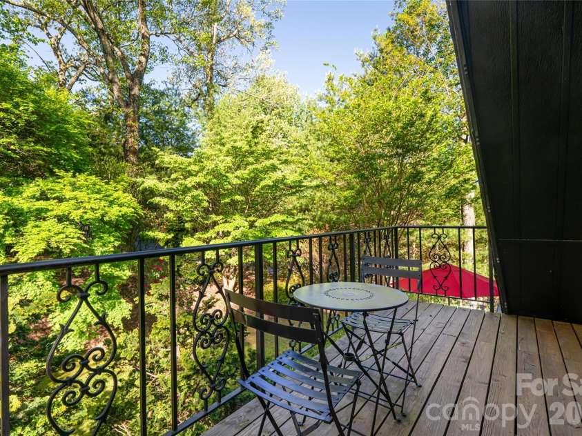 7 Cooper Cove, Hendersonville, NC 28739.  MLS# CAR4371497, YatesRealty ID 18519. Balcony off Primary