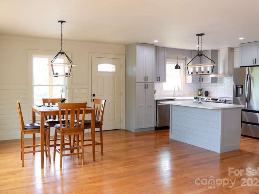 94 BREEZY KNOB Road, Franklin, NC 28734.  MLS# CAR4221997, YatesRealty ID 1852. 