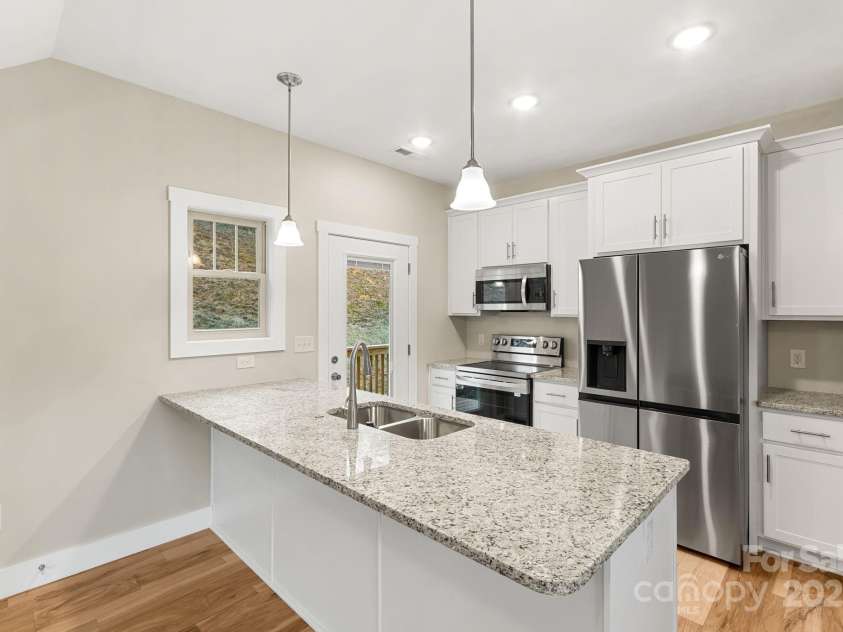 92 Wheeler Road, Weaverville, NC 28787.  MLS# CAR4193836, YatesRealty ID 18520. 