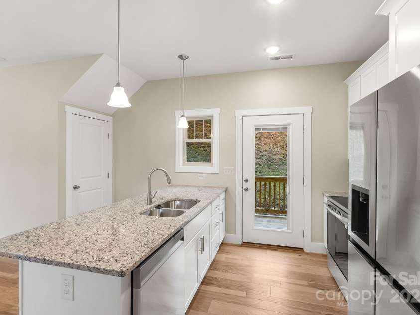 92 Wheeler Road, Weaverville, NC 28787.  MLS# CAR4193836, YatesRealty ID 18520. 