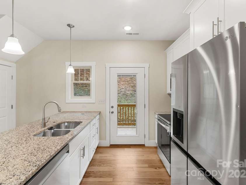 92 Wheeler Road, Weaverville, NC 28787.  MLS# CAR4193836, YatesRealty ID 18520. 
