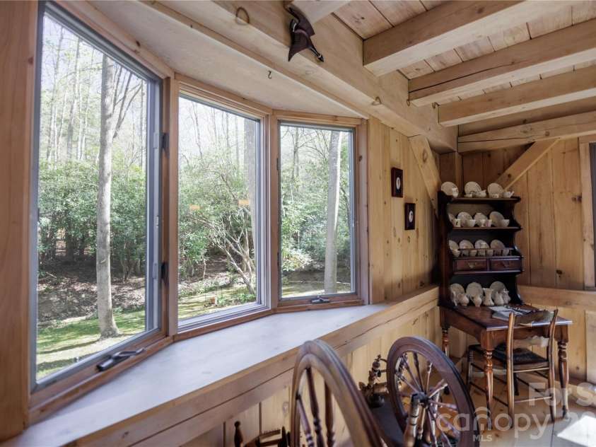70 Aberdeen Lane, Pisgah Forest, NC 28768.  MLS# CAR4372037, YatesRealty ID 18522. 