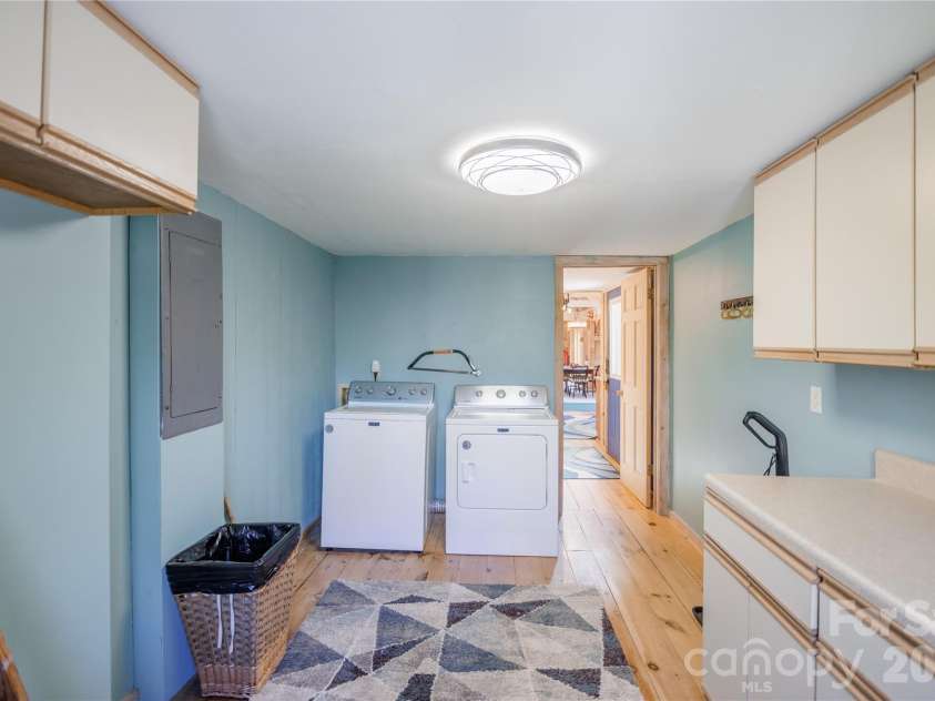 70 Aberdeen Lane, Pisgah Forest, NC 28768.  MLS# CAR4372037, YatesRealty ID 18522. 