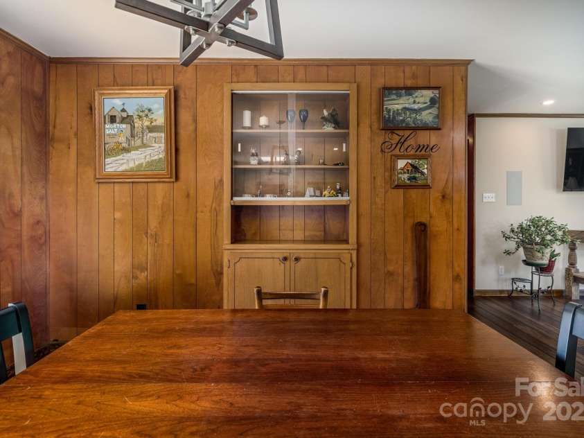 153 Coachman Loop, Statesville, NC 28625.  MLS# CAR4248344, YatesRealty ID 18523. 