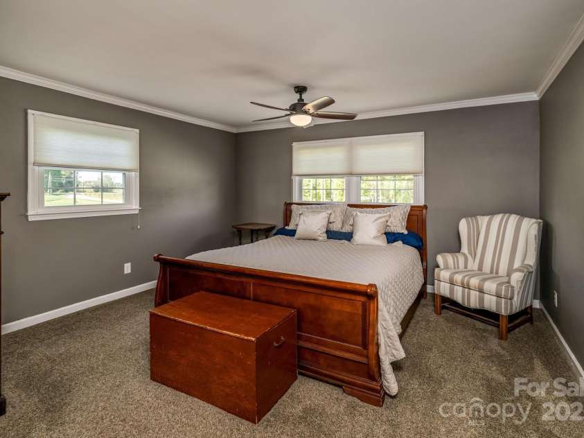 153 Coachman Loop, Statesville, NC 28625.  MLS# CAR4248344, YatesRealty ID 18523. 