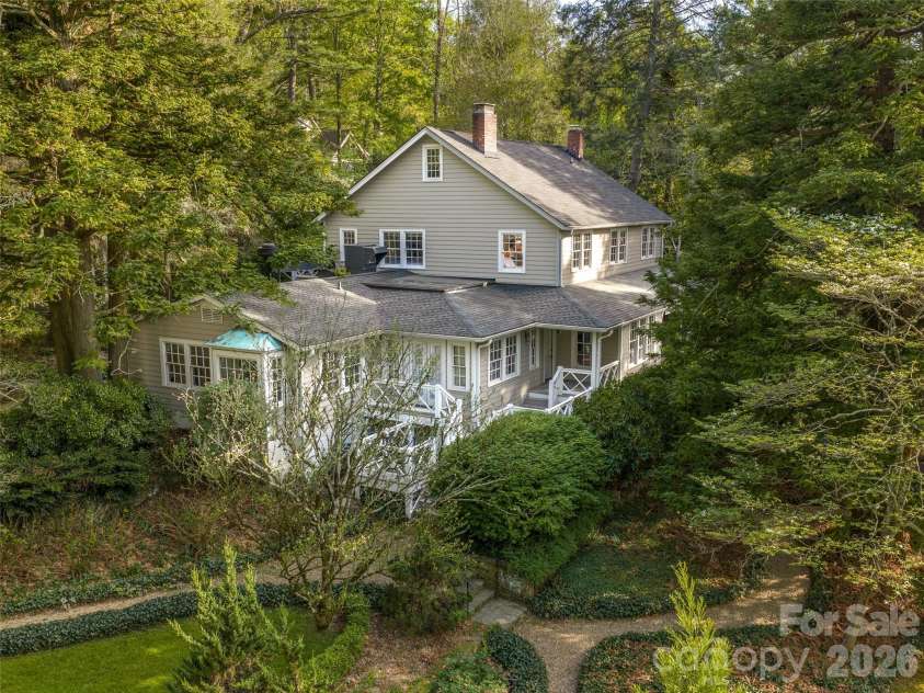 300 Ivy Terrace Drive, Saluda, NC 28773.  MLS# CAR4371193, YatesRealty ID 18523. 