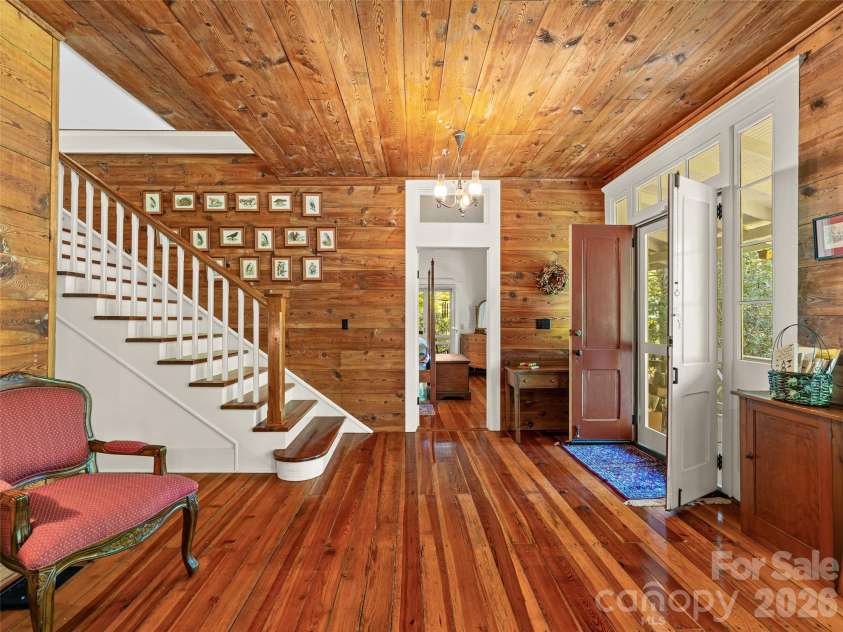300 Ivy Terrace Drive, Saluda, NC 28773.  MLS# CAR4371193, YatesRealty ID 18523. 