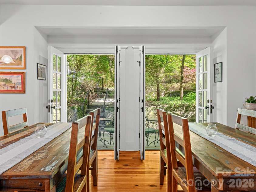 300 Ivy Terrace Drive, Saluda, NC 28773.  MLS# CAR4371193, YatesRealty ID 18523. 