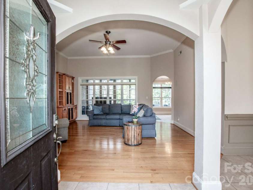 124 Cedar Woods Drive, Mooresville, NC 28117.  MLS# CAR4357080, YatesRealty ID 18527. 