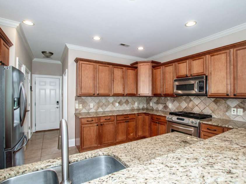 124 Cedar Woods Drive, Mooresville, NC 28117.  MLS# CAR4357080, YatesRealty ID 18527. 