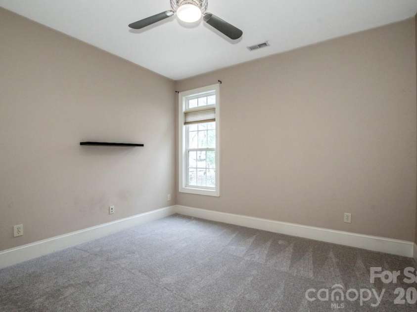 124 Cedar Woods Drive, Mooresville, NC 28117.  MLS# CAR4357080, YatesRealty ID 18527. 