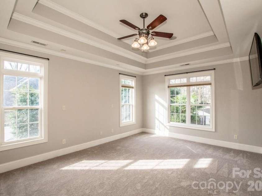 124 Cedar Woods Drive, Mooresville, NC 28117.  MLS# CAR4357080, YatesRealty ID 18527. Primary Bedroom