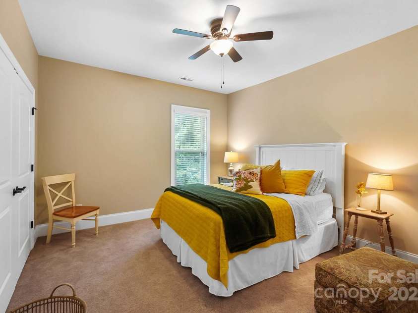 9735 Wheatfield Road, Charlotte, NC 28277.  MLS# CAR4253750, YatesRealty ID 18527. 2nd bedroom