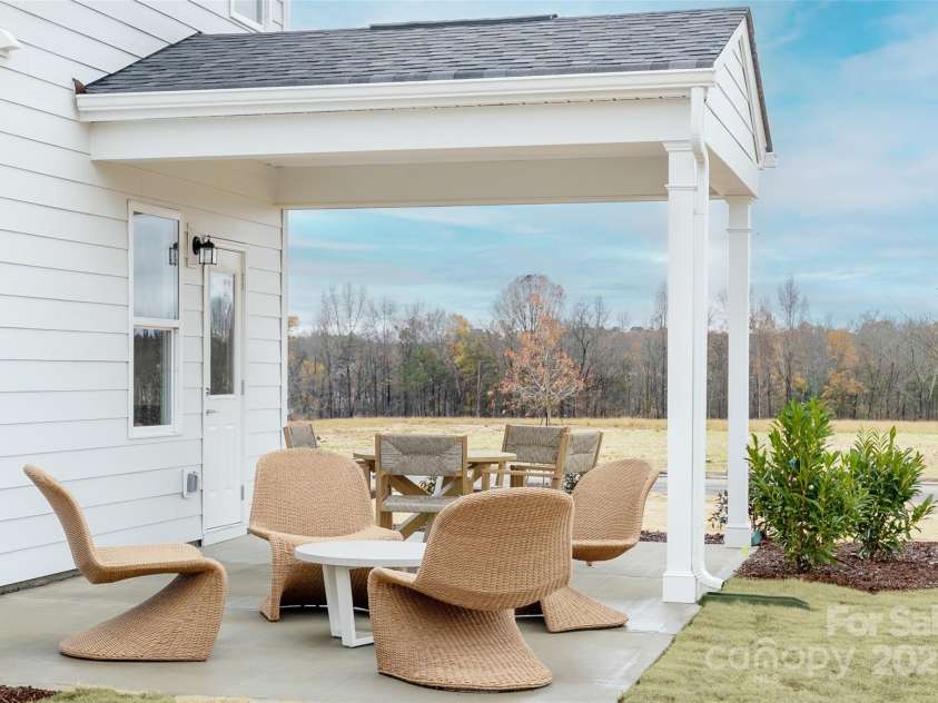 14015 Penbury Lane, Charlotte, NC 28278.  MLS# CAR4252901, YatesRealty ID 18528. Representative Photo Only