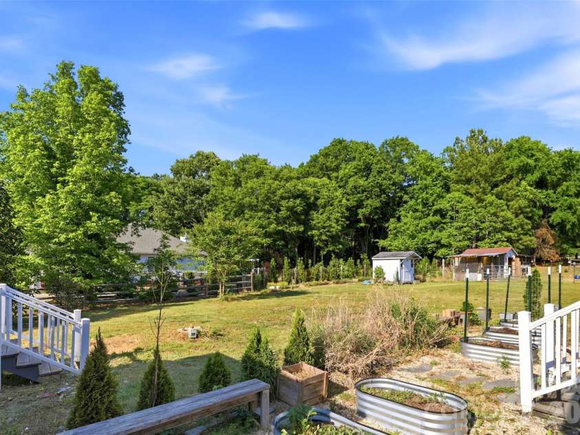 7332 Bailywick Drive, Waxhaw, NC 28173.  MLS# CAR4365077, YatesRealty ID 18528. 