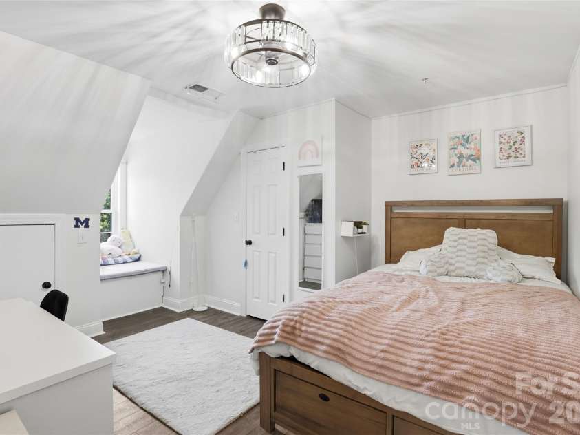 7332 Bailywick Drive, Waxhaw, NC 28173.  MLS# CAR4365077, YatesRealty ID 18528. Upstairs bedroom 1