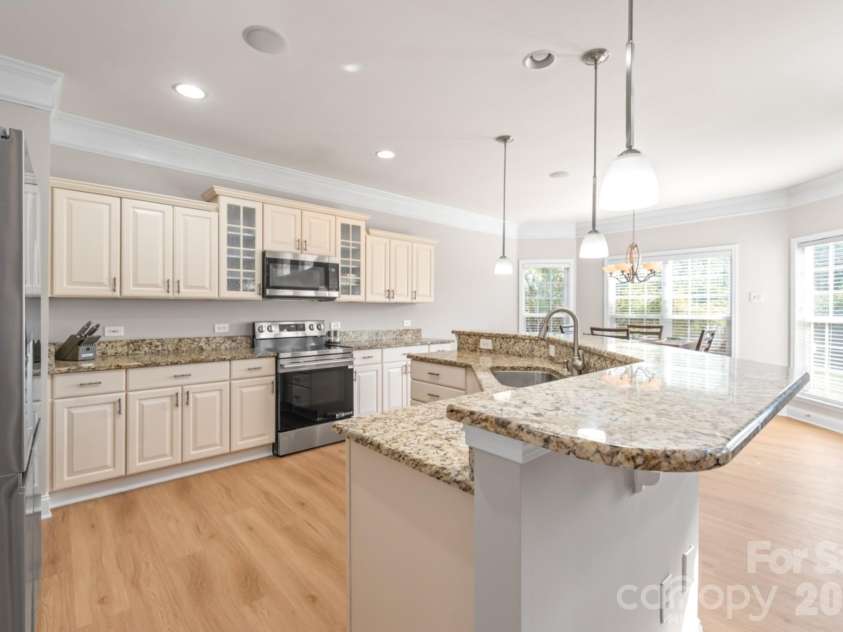 11131 Mccamie Hill Place, Concord, NC 28025.  MLS# CAR4353791, YatesRealty ID 18529. 