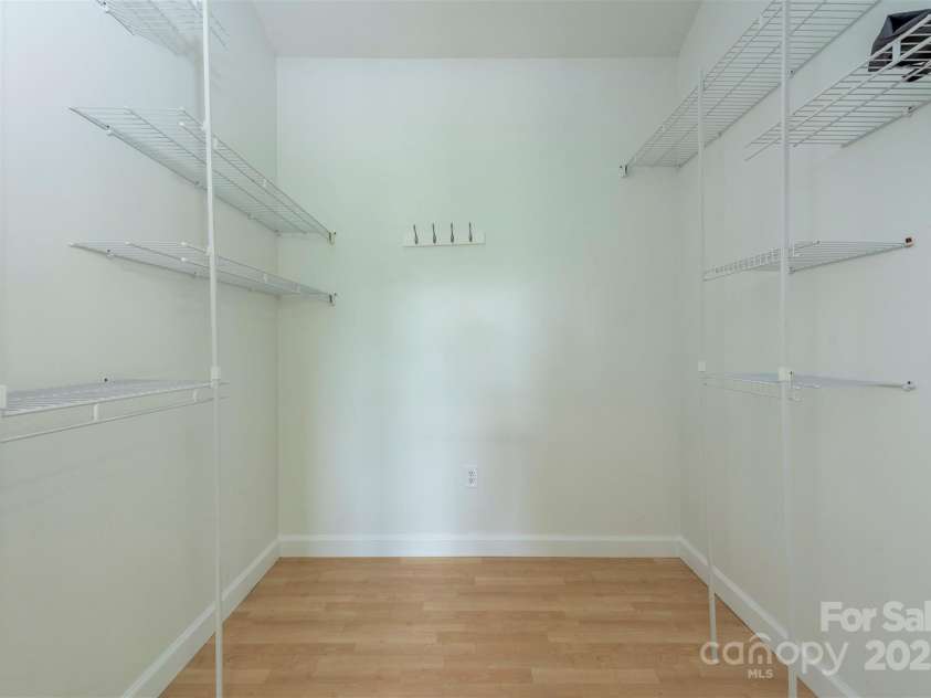 56 Great Horned Owl Road, Candler, NC 28715.  MLS# CAR4255204, YatesRealty ID 18529. 