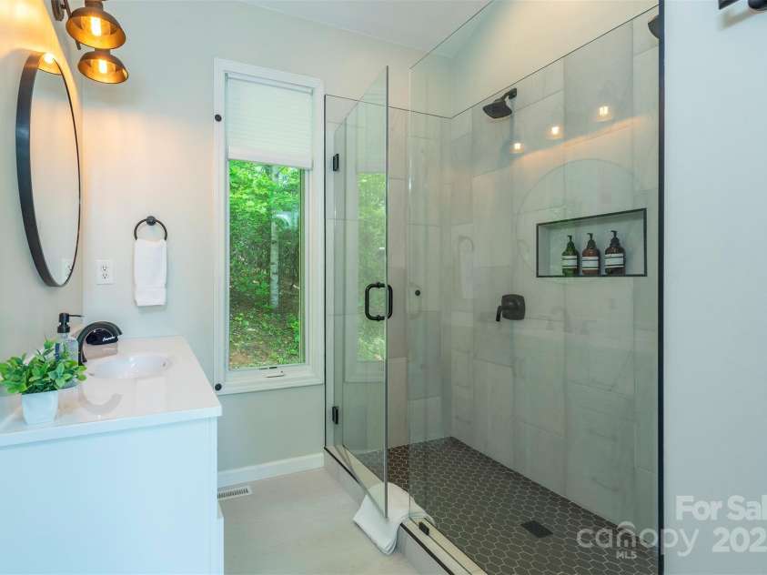 56 Great Horned Owl Road, Candler, NC 28715.  MLS# CAR4255204, YatesRealty ID 18529. 