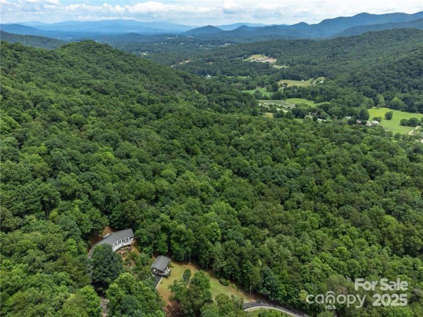 56 Great Horned Owl Road, Candler, NC 28715.  MLS# CAR4255204, YatesRealty ID 18529. 