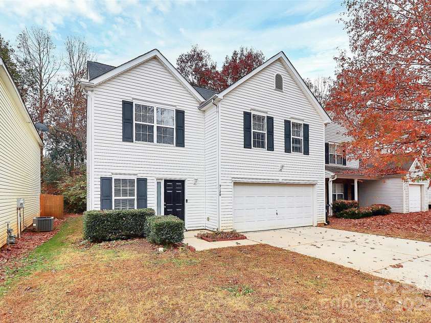 3128 Reid Brook Lane, Charlotte, NC 28208.  MLS# CAR4325843, YatesRealty ID 1853. 