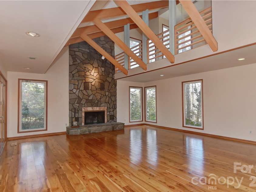 3310 Windbluff Drive, Charlotte, NC 28277.  MLS# CAR4344565, YatesRealty ID 1853. 