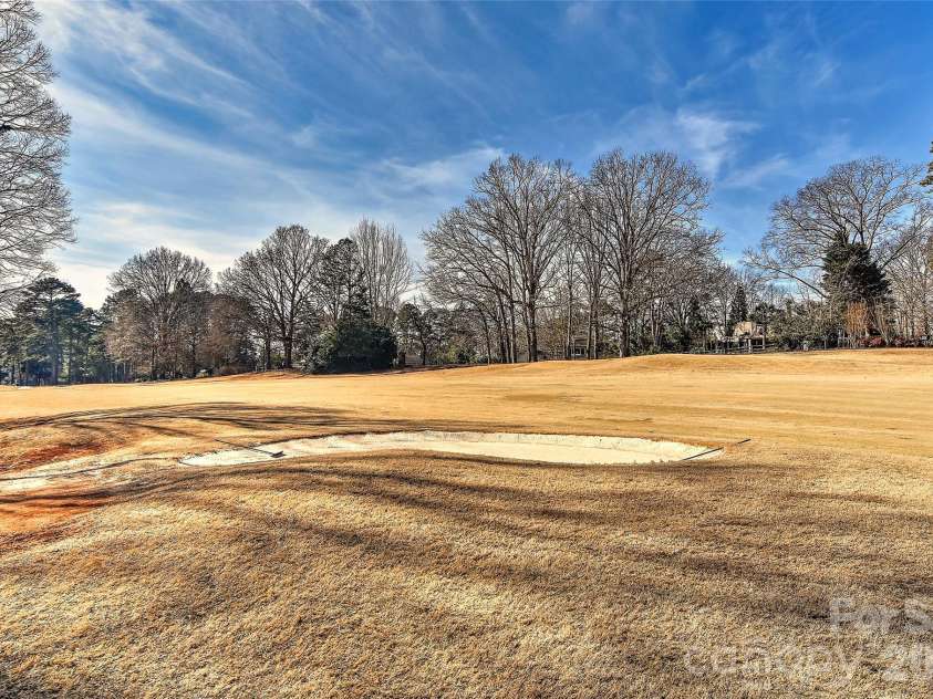 3310 Windbluff Drive, Charlotte, NC 28277.  MLS# CAR4344565, YatesRealty ID 1853. 