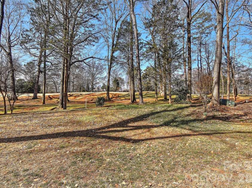 3310 Windbluff Drive, Charlotte, NC 28277.  MLS# CAR4344565, YatesRealty ID 1853. 