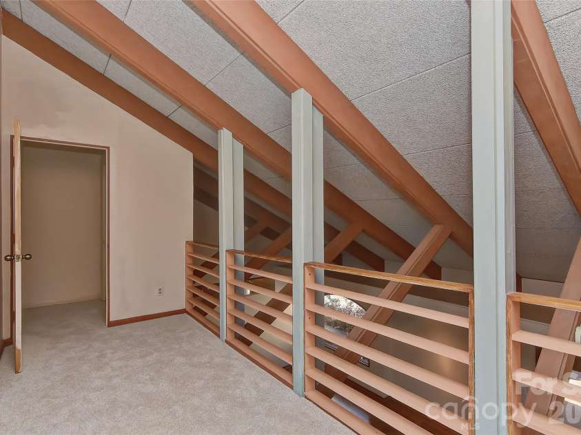 3310 Windbluff Drive, Charlotte, NC 28277.  MLS# CAR4344565, YatesRealty ID 1853. 
