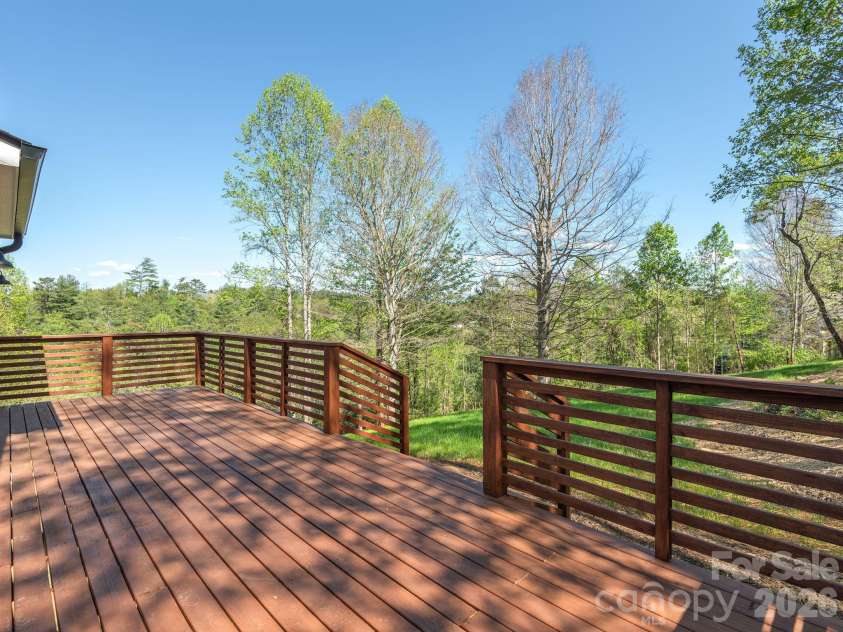 94 Spicewood Road, Weaverville, NC 28787.  MLS# CAR4368872, YatesRealty ID 18530. 