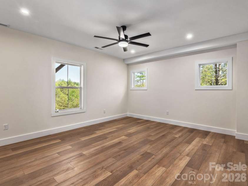 94 Spicewood Road, Weaverville, NC 28787.  MLS# CAR4368872, YatesRealty ID 18530. 