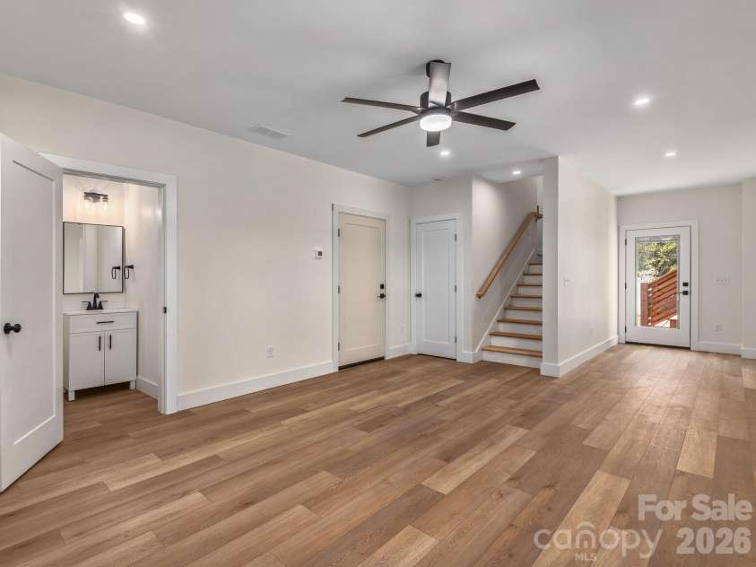 94 Spicewood Road, Weaverville, NC 28787.  MLS# CAR4368872, YatesRealty ID 18530. 