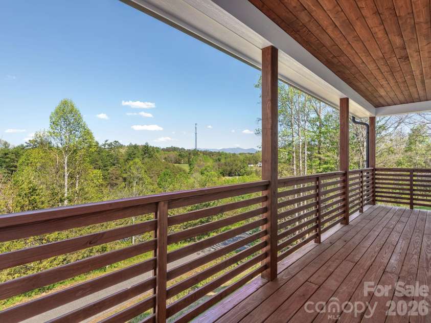 94 Spicewood Road, Weaverville, NC 28787.  MLS# CAR4368872, YatesRealty ID 18530. 