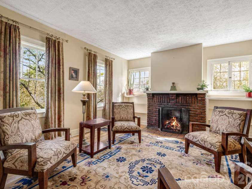 29 Walnut Street, Hot Springs, NC 28743.  MLS# CAR4371472, YatesRealty ID 18531. 