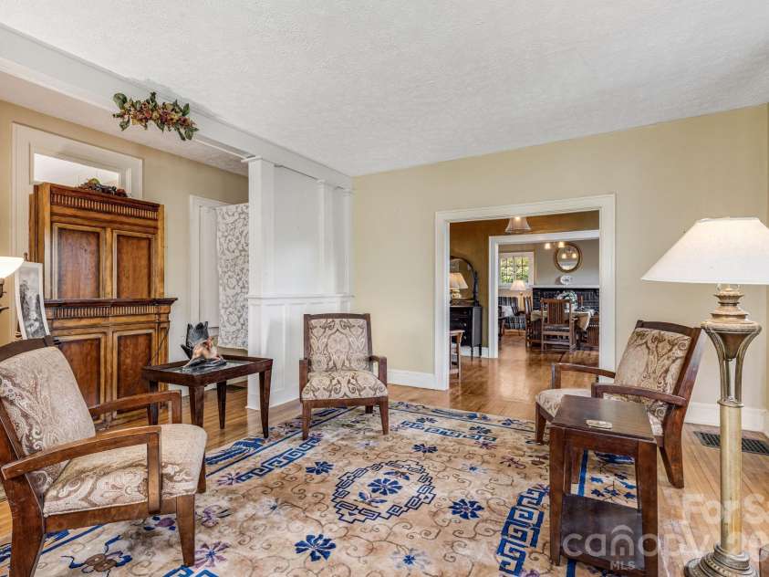 29 Walnut Street, Hot Springs, NC 28743.  MLS# CAR4371472, YatesRealty ID 18531. 