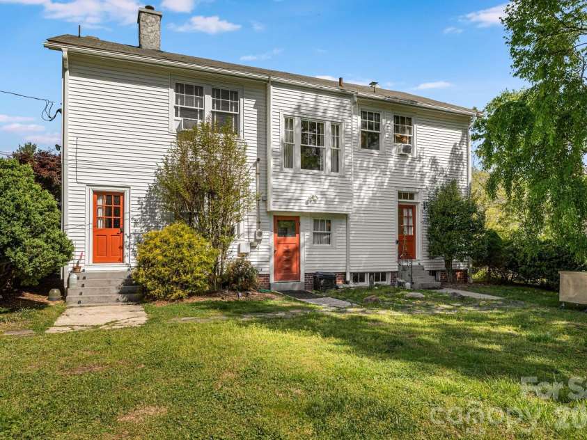 29 Walnut Street, Hot Springs, NC 28743.  MLS# CAR4371472, YatesRealty ID 18531. 