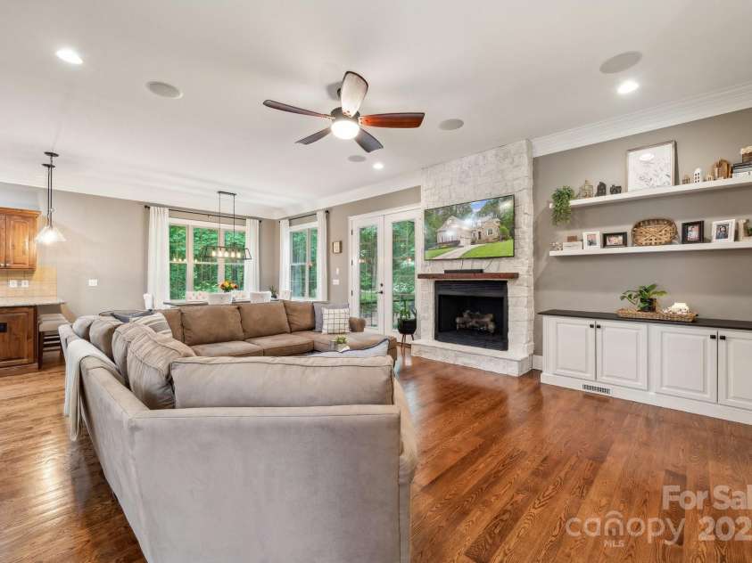 309 Palm Cove Way, York, SC 29745.  MLS# CAR4257902, YatesRealty ID 18531. 
