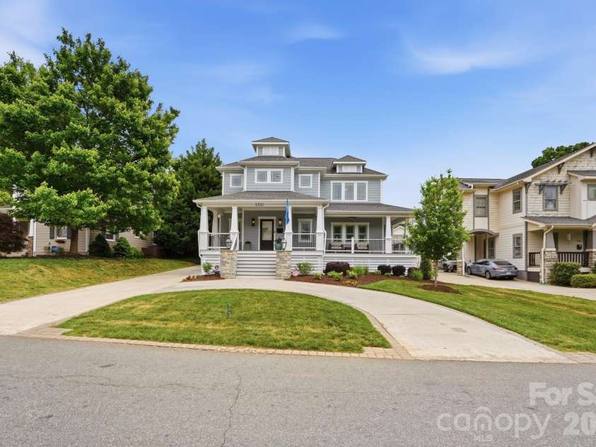 2501 Marshall Place, Charlotte, NC 28203.  MLS# CAR4374983, YatesRealty ID 18532. 