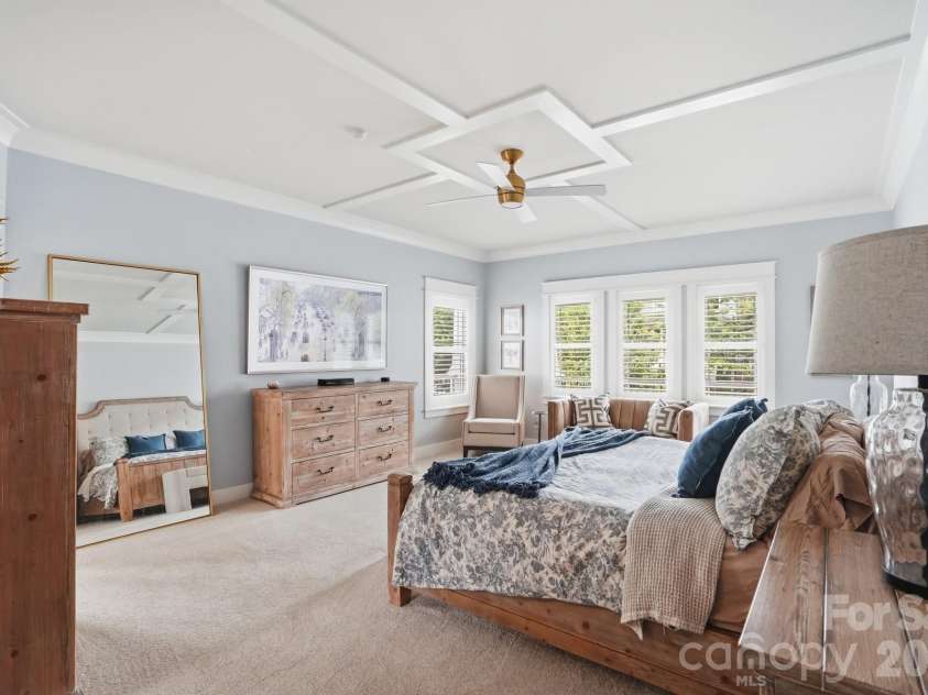 2501 Marshall Place, Charlotte, NC 28203.  MLS# CAR4374983, YatesRealty ID 18532. 