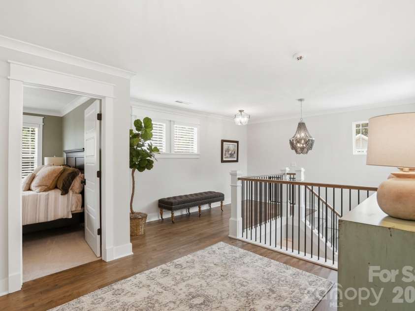 2501 Marshall Place, Charlotte, NC 28203.  MLS# CAR4374983, YatesRealty ID 18532. 