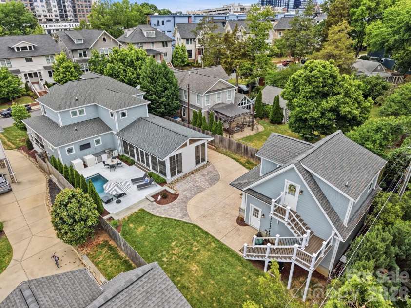 2501 Marshall Place, Charlotte, NC 28203.  MLS# CAR4374983, YatesRealty ID 18532. 
