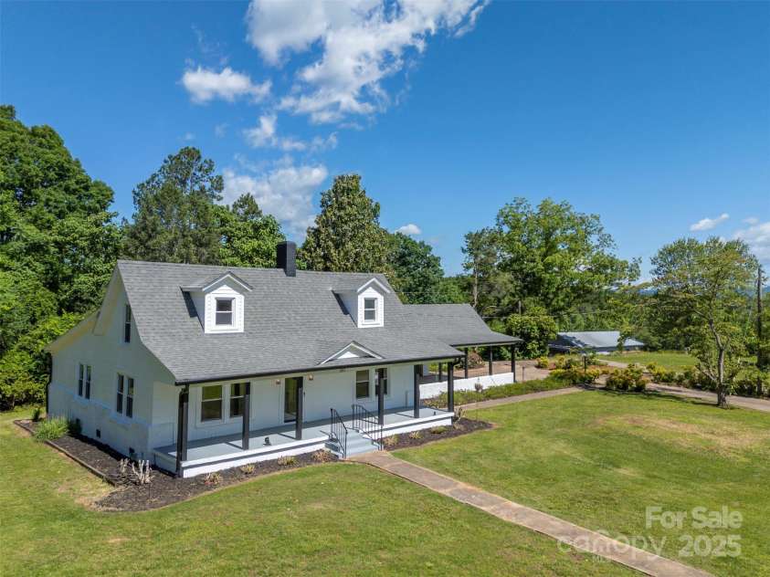 983 Stroud Road, Ellenboro, NC 28040.  MLS# CAR4263723, YatesRealty ID 18532. Covered front porch