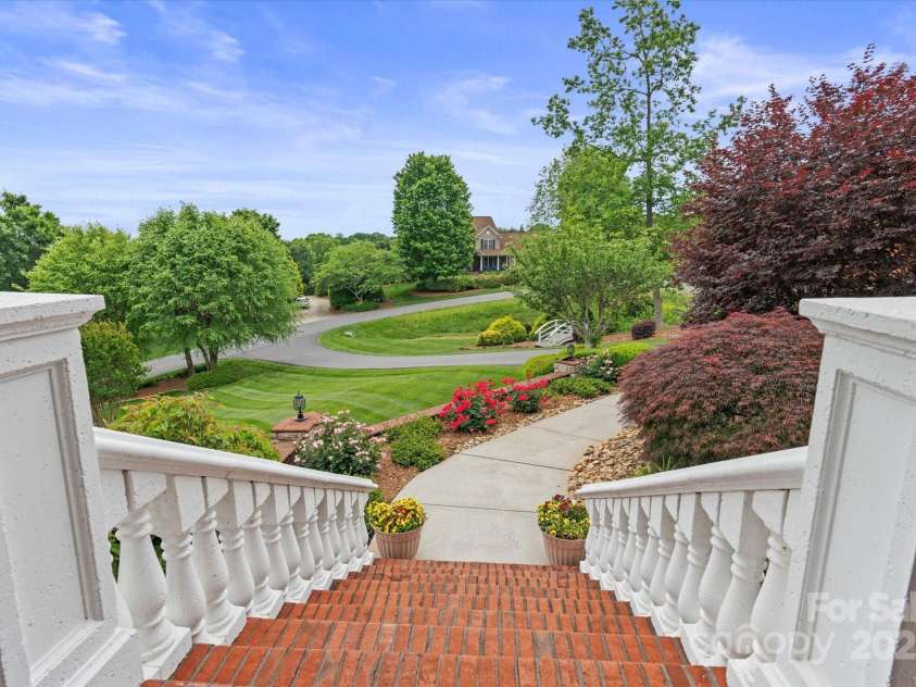 6164 Dwayne Starnes Drive, Hickory, NC 28602.  MLS# CAR4253720, YatesRealty ID 18534. 