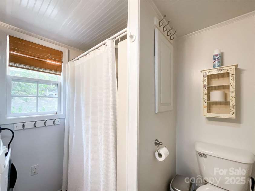 2529 Bowden Road, Camden, SC 29020.  MLS# CAR4247712, YatesRealty ID 18535. 