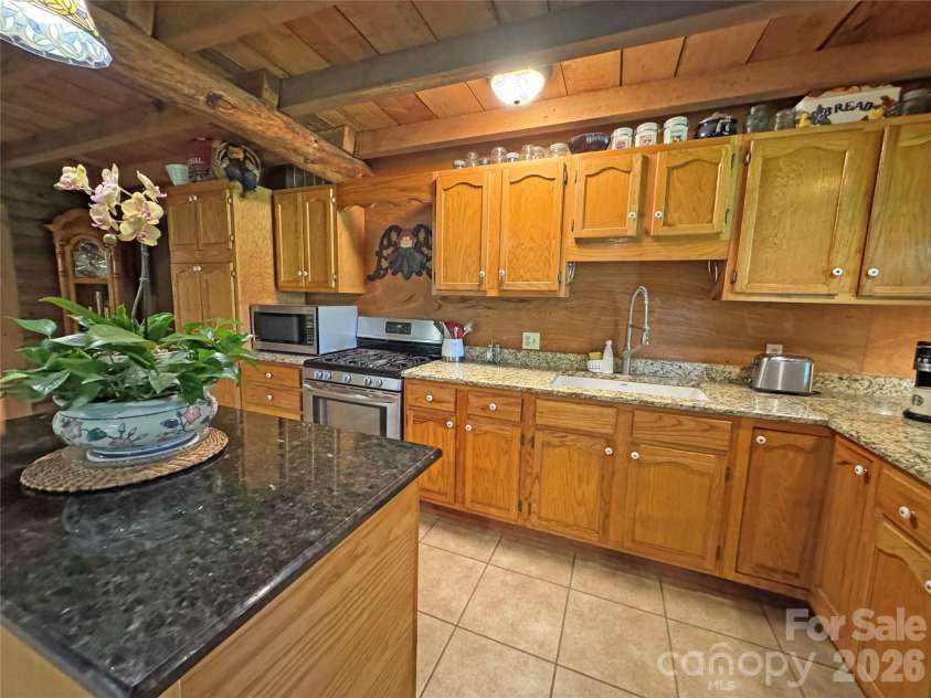550 Joe Payne Road, Marshall, NC 28753.  MLS# CAR4257370, YatesRealty ID 18535. 