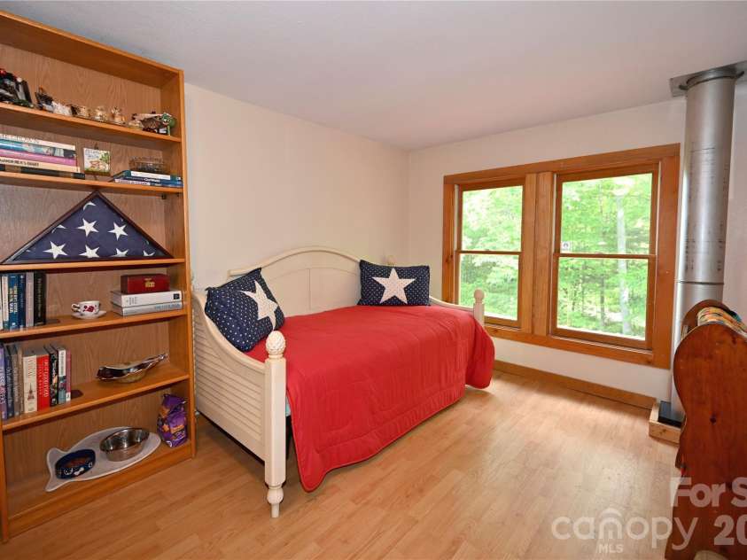 550 Joe Payne Road, Marshall, NC 28753.  MLS# CAR4257370, YatesRealty ID 18535. 
